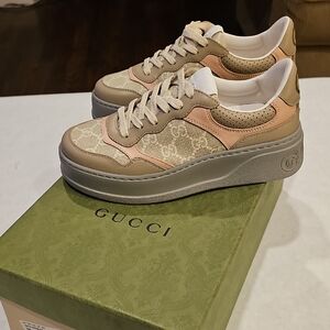 Gucci Women's Beige and Pink Platform Sneakers